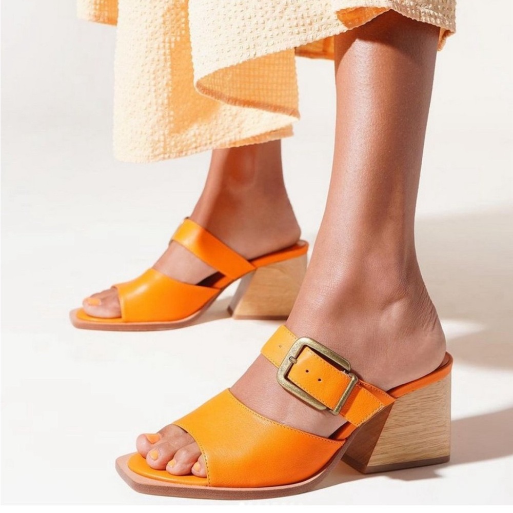 Charlotte Stone - Lyra in Orange Peel - Size 5